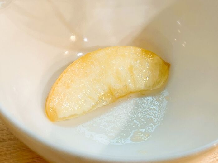 切った桃が茶色くならない！