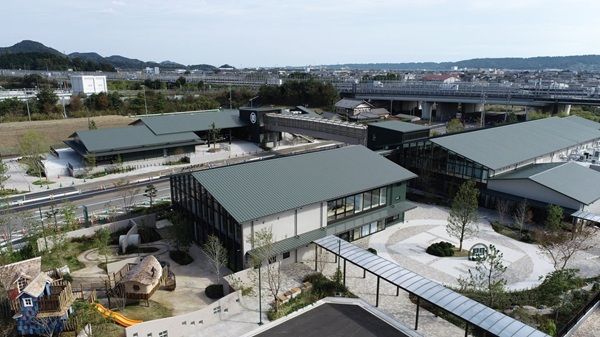 【静岡県島田市】たっぷりチョコ×贅沢トッピングの「プレミアムフローズンチョコバナナ」が限定販売！