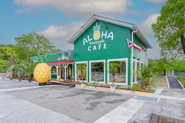 【大阪府豊中市】公園でハワイ気分！服部緑地公園にハワイアンカフェ「ALOHA CAFE Pineapple」オープン