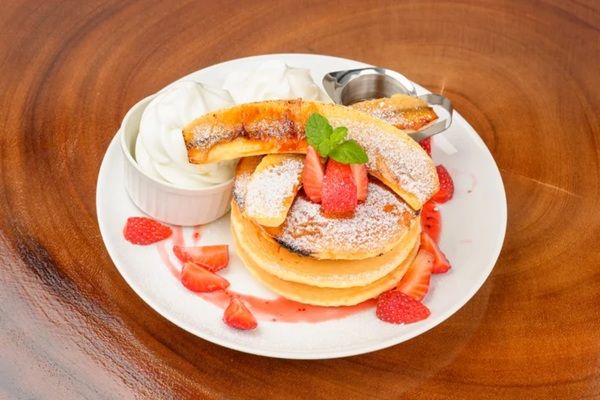 【大阪府豊中市】公園でハワイ気分！服部緑地公園にハワイアンカフェ「ALOHA CAFE Pineapple」オープン