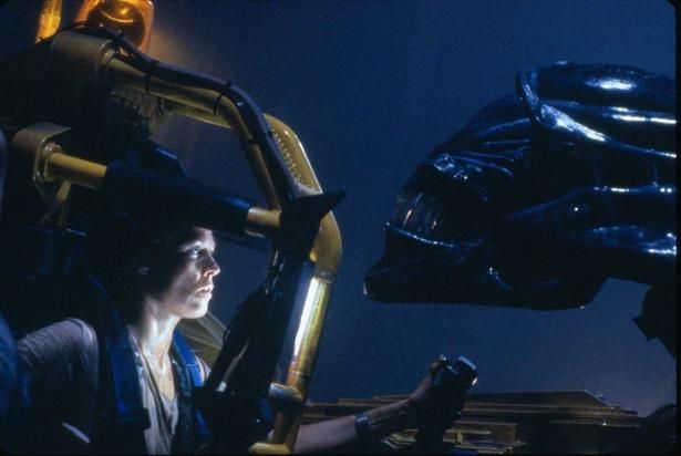 『ファイヤー・アンド・アッシュ』でのキリのセリフに、『エイリアン２』のオマージュも？ 『エイリアン2』4K UHD/発売中 /発売元：ウォルト・ディズニー・ジャパン 発売・販売元：ハピネット・メディアマーケティング デジタル配信中（購入／レンタル） 発売元：ウォルト・ディズニー・ジャパン [c] 2026 20th Century Studios