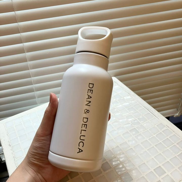 今年の「DEAN ＆ DELUCA ハンドル付きステンレスボトル」をチェック！
