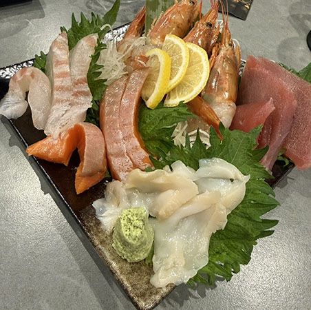 【岩手県盛岡市】宮古サーモン×銀河のしずく、盛岡・海鮮居酒屋「糸～ito～」に新メニュー「岩手三陸丼」登場