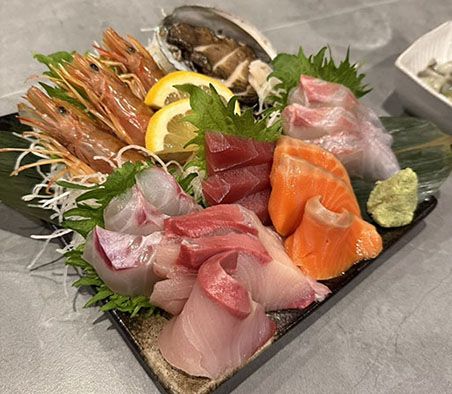 【岩手県盛岡市】宮古サーモン×銀河のしずく、盛岡・海鮮居酒屋「糸～ito～」に新メニュー「岩手三陸丼」登場