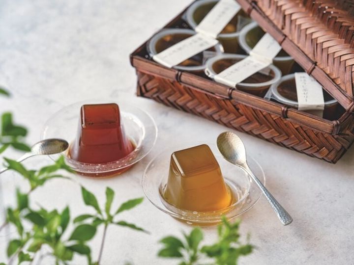 DEAN & DELUCA 日本茶ゼリー 8個入／3672円。煎茶ゼリー、加賀棒ほうじ茶ゼリー各118g 各4個。4個入／2160円もあり。
