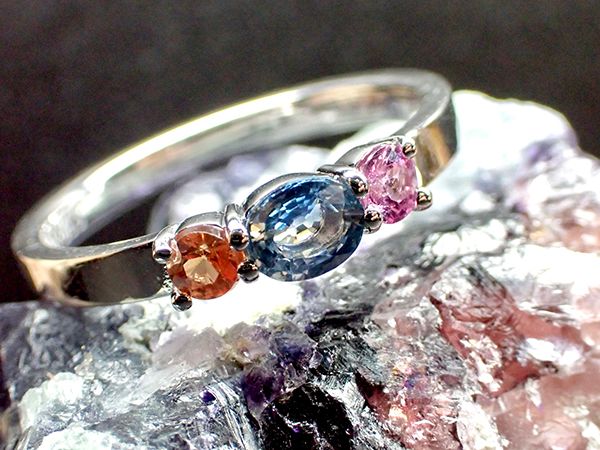 【東京都新宿区】兵庫県伊丹市の鉱物＆カフェ「Mineral Muru」が関東で初となる個展を開催