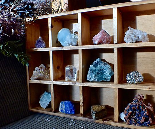 【東京都新宿区】兵庫県伊丹市の鉱物＆カフェ「Mineral Muru」が関東で初となる個展を開催