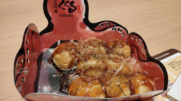 大阪旅行の心残りを解消！ フードコートで味わう本場のトロトロたこ焼き