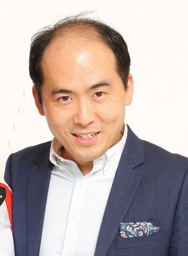 連続テレビ小説『ブラッサム』に出演する斎藤司（トレンディエンジェル） width=