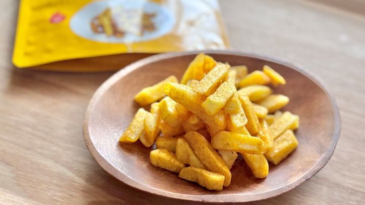 「美味いのでみんな食べような」「祭りだ！」【スリコ】“とび辛スパイス”が食欲そそる！限定スパイシースナック登場