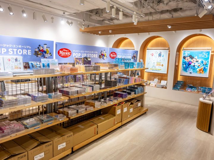 ルミネエスト新宿「ディズニー・ミュージック・エンポーリアム POP UP STORE」2