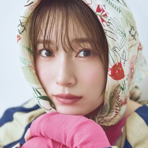 櫻坂46・守屋麗奈が“気になる25の質問”に回答！好きな香り、愛用品、休日の過ごし方まで全部聞いた