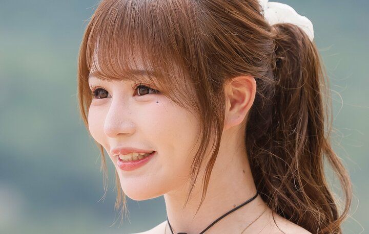 【写真・画像】「去年、夢だったセクシー女優になりました」新人女優（21）の美貌に男子大学生（20）がドキドキ「笑顔がめっちゃかわいい」「胸がドクドクしてやばい」 1枚目