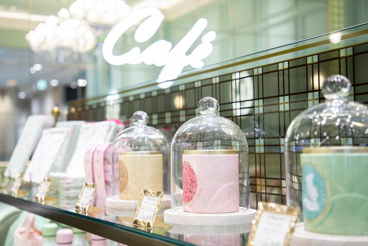 新コンセプトが日本上陸♪「カフェ・ラデュレ 名古屋ラシック店」。ラデュレの世界を気軽に楽しんで