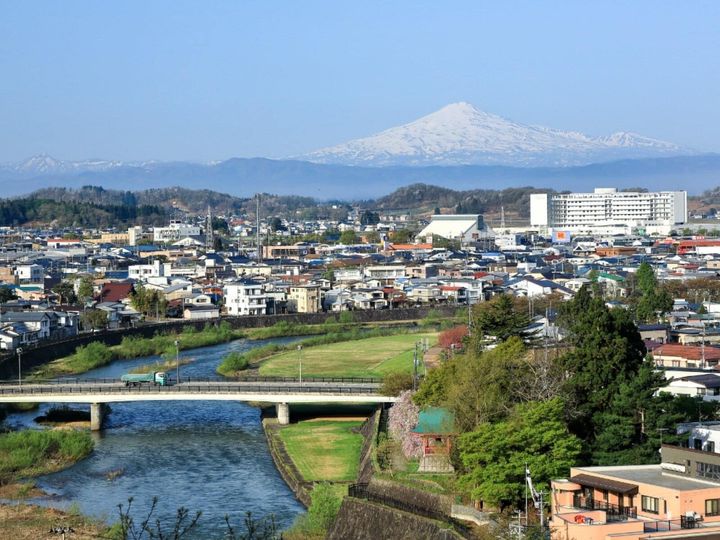 All About ニュース編集部が全国250人を対象に実施した「子育てに関するアンケート」の調査結果から、秋田県の「子育てがしやすい」と思う市ランキングを発表！ 2位「横手市」を抑えた1位は？