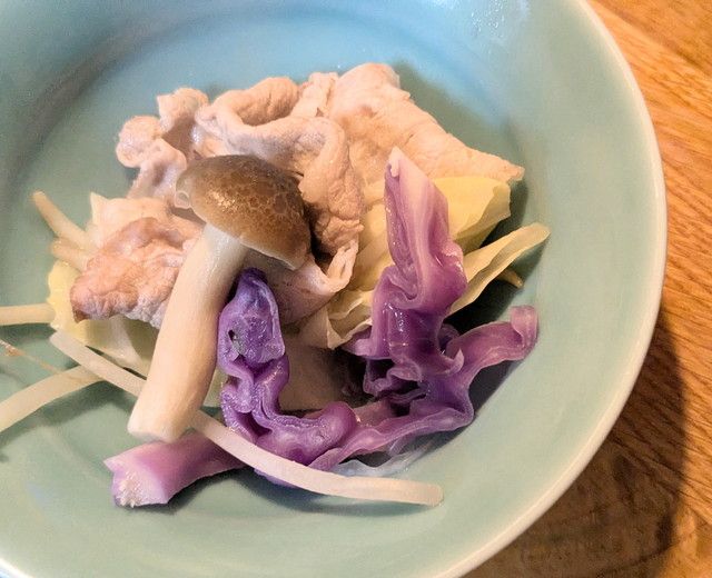かごしま黒豚しゃぶしゃぶの完成した一皿