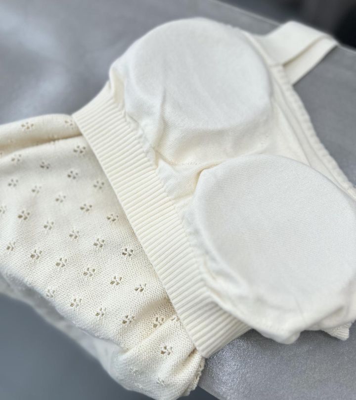 画像2: 【無印良品】婦人 コットン透かし編みニットブラタンクトップ¥3,990 ※2026年7月中旬発売予定 www.muji.com