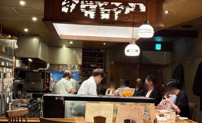 魚ト肴 いとおかし 内観