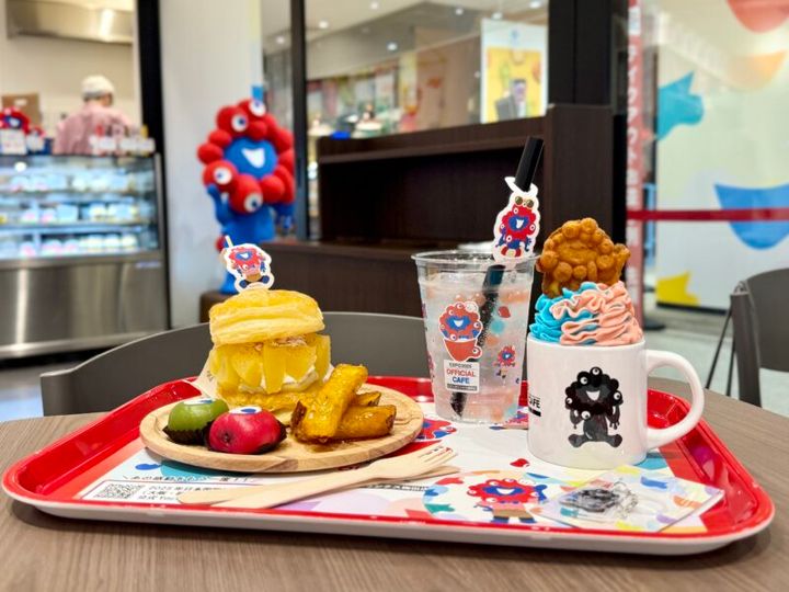EXPO2025オフィシャルカフェ らぽっぽリンクス梅田店 03
