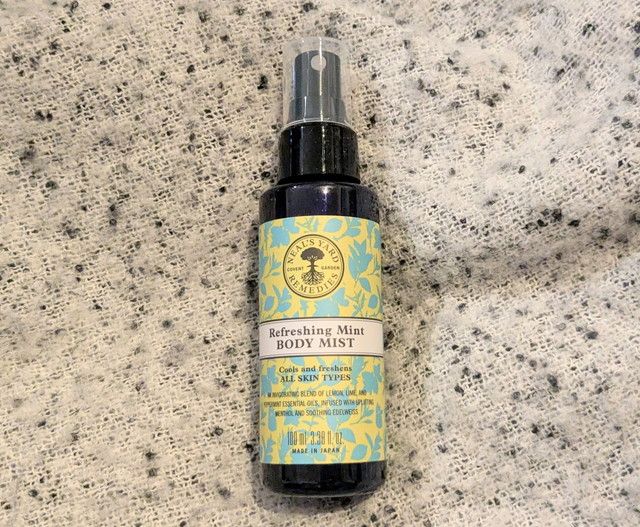 NEAL'S YARD REMEDIES リフレッシュミント ボディミスト