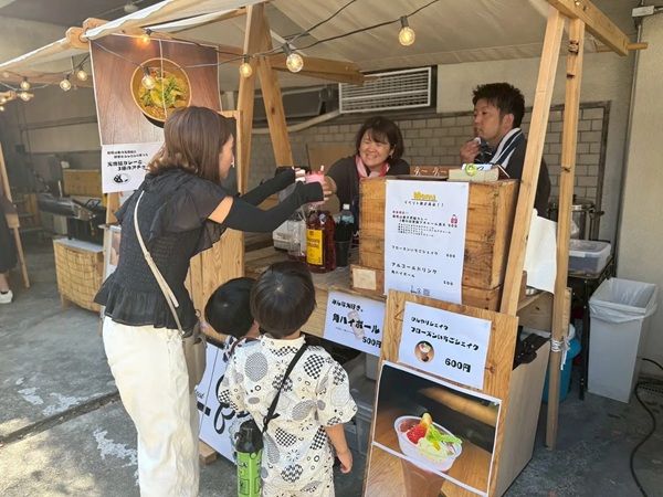 【大阪府大阪市】中津の西田ビルで食の祭典「Farmers Tables」開催！ローカルグルメや体験型縁日も