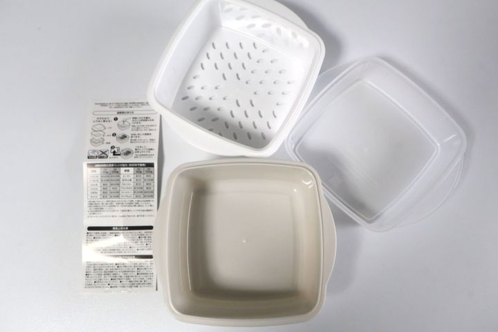 ダイソー 「電子レンジ調理器 温野菜」 ￥110（税込）