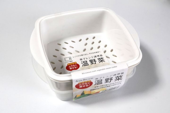 ダイソー 「電子レンジ調理器 温野菜」 ￥110（税込）