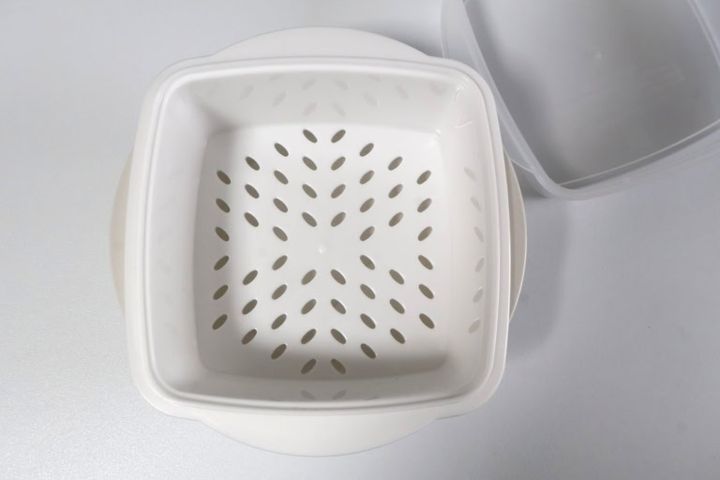 ダイソー 「電子レンジ調理器 温野菜」 ￥110（税込）