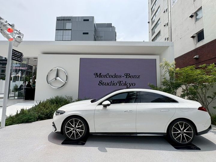 Mercedes-Benz STUDIO TOKYO（メルセデス・ベンツ ストゥーディオ トウキョウ）