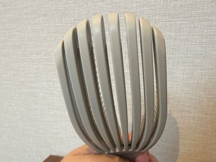 【3COINS】「また買ったの？」と怒られても欲しかった！再入荷の”特殊ヘアブラシ”が凄い