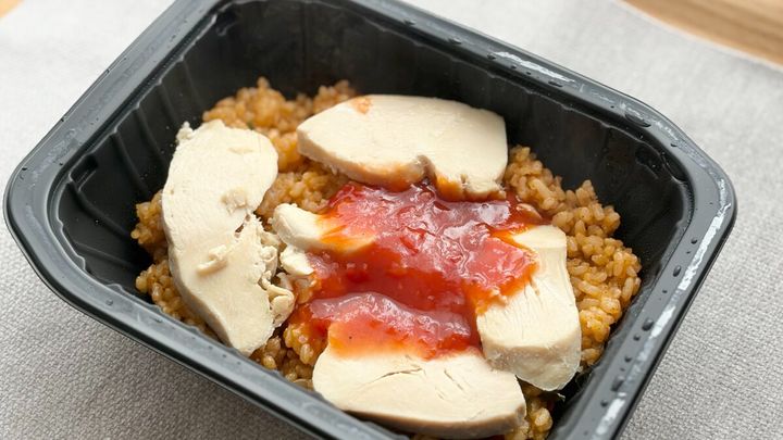 ボディメイクに励む人に！【セブン】に「ジム飯」が登場中、その味は？