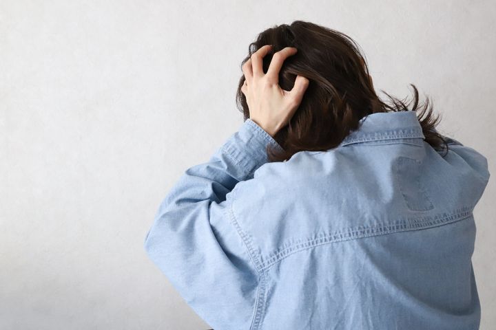 息子への信頼が揺らぐほどの衝撃！世帯年収950万・46歳主婦の息子がスマホの使用時間を守る一方でしていた、思わぬ行動とは？