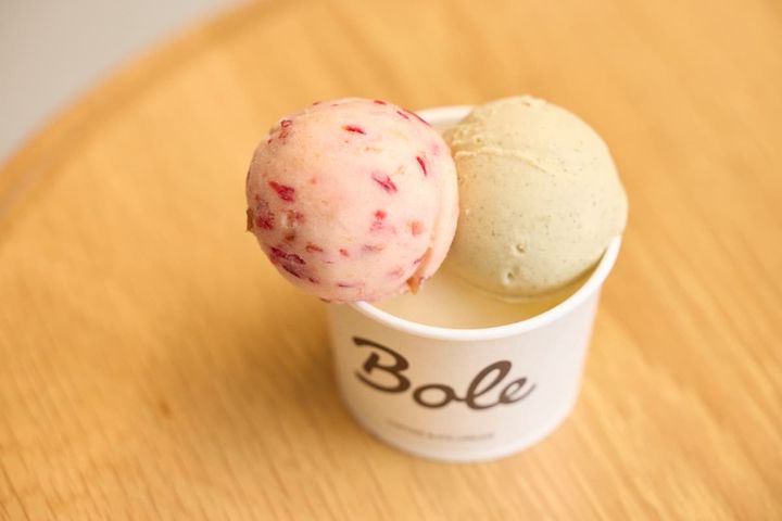 「Bole COFFEE & ICE CREAM」のカップアイスクリーム