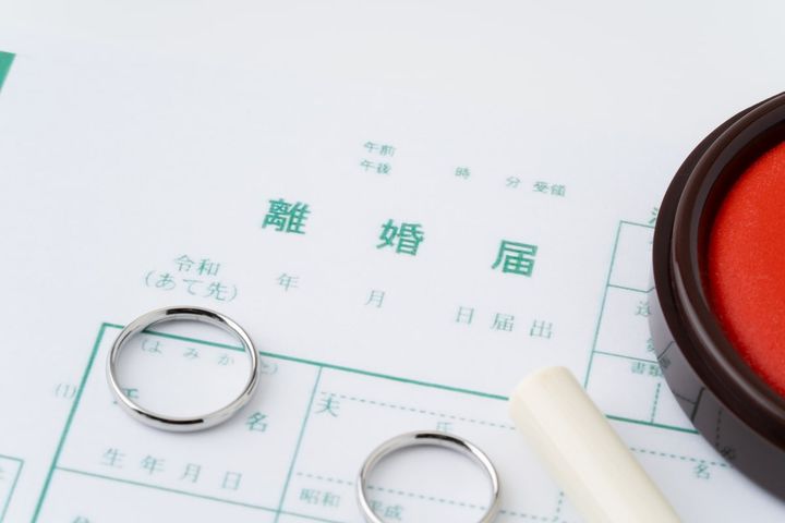 まさか義母にまで……元夫のギャンブル依存に苦しんだ年収300万・32歳女性を襲った二重苦