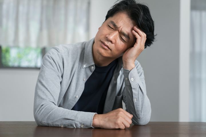 カード限度額の20万を全額ゲームに課金！発覚後、世帯年収1100万・50代男性が「バカ息子」と唖然とした当時15歳の長男の主張