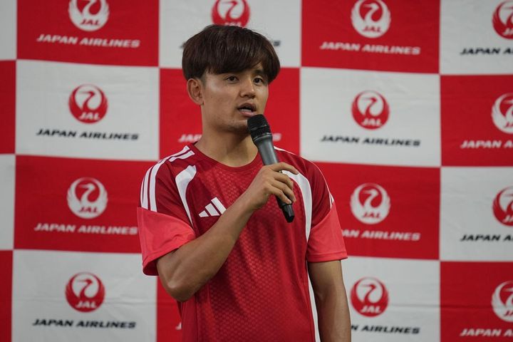画像4: 久保建英、思い出のグラウンドでJALとサッカークリニック開催！良いパスを出す秘訣は「受け手が次に何をしたいかを考えること」