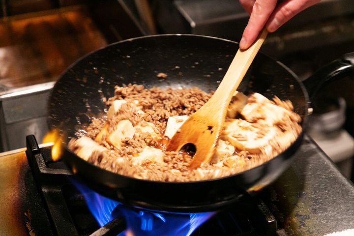 豆腐を入れる