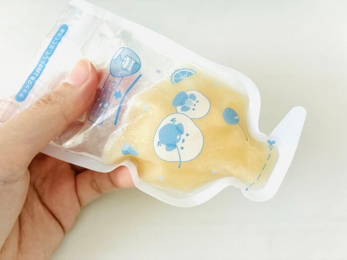 【セリア】ジュースを注いで凍らせるだけで極上アイスが完成！新登場のミニ袋が想像以上に優秀でした♡