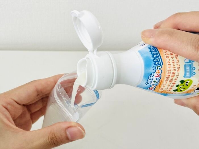 【セリア】ジュースを注いで凍らせるだけで極上アイスが完成！新登場のミニ袋が想像以上に優秀でした♡