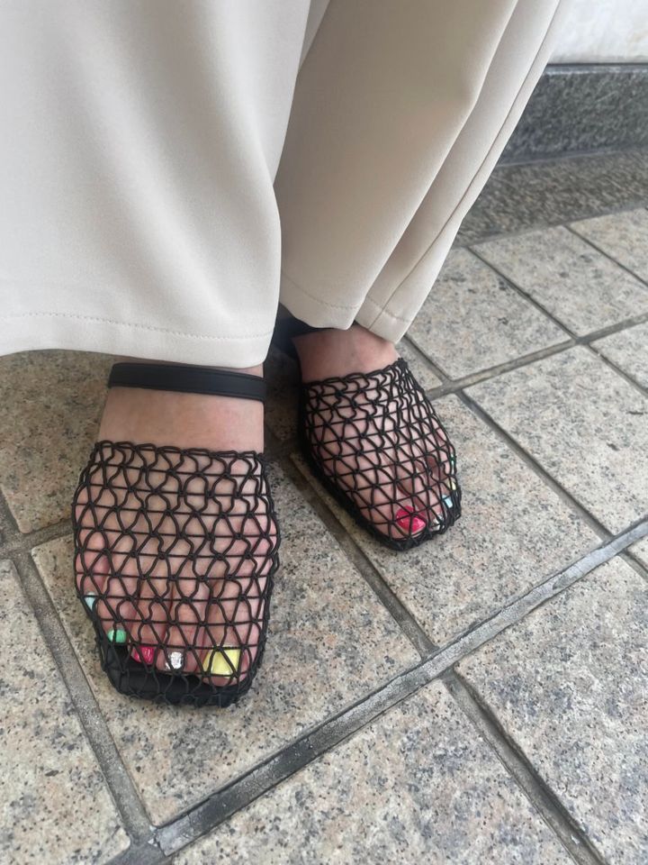 松本さんサンダル