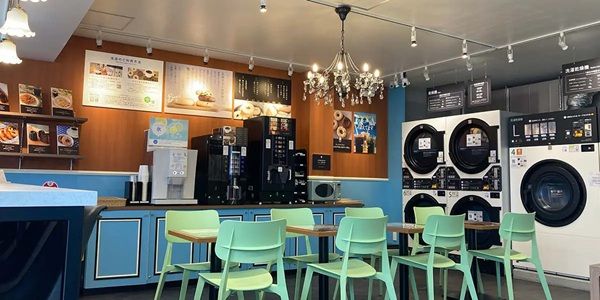 【東京都渋谷区】ランドリーにセルフ式カフェを併設した「しろふわランドリー笹塚北店」オープン！