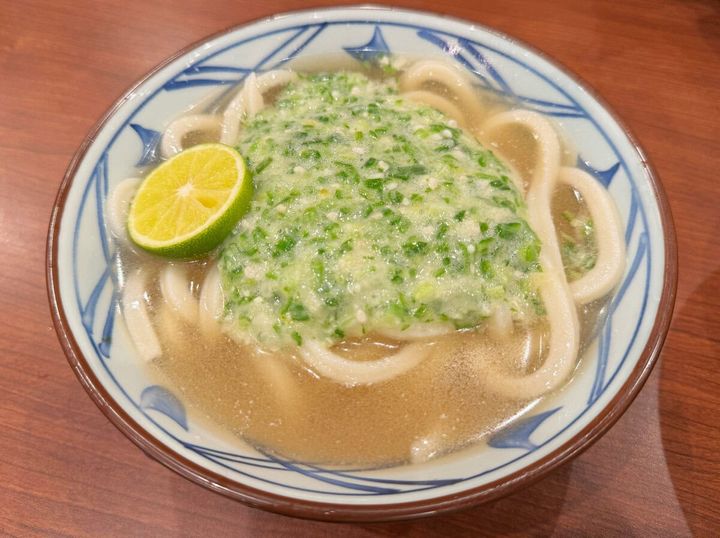 【新作】ねばとろ食感でつるりと爽やか！「冷たーいねばとろ旨塩うどん」