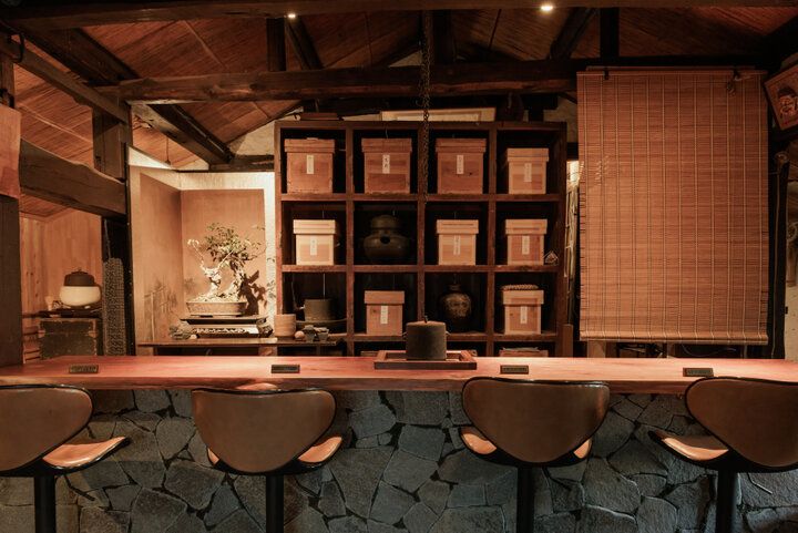 自慢のお茶をかき氷などで味わえる茶房も人気。愛知・岡崎の「産地問屋 宮ザキ園」