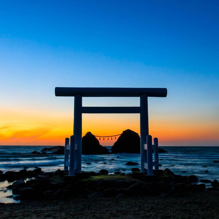 海と鳥居