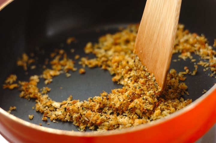 カリカリパン粉がけサラダの作り方1