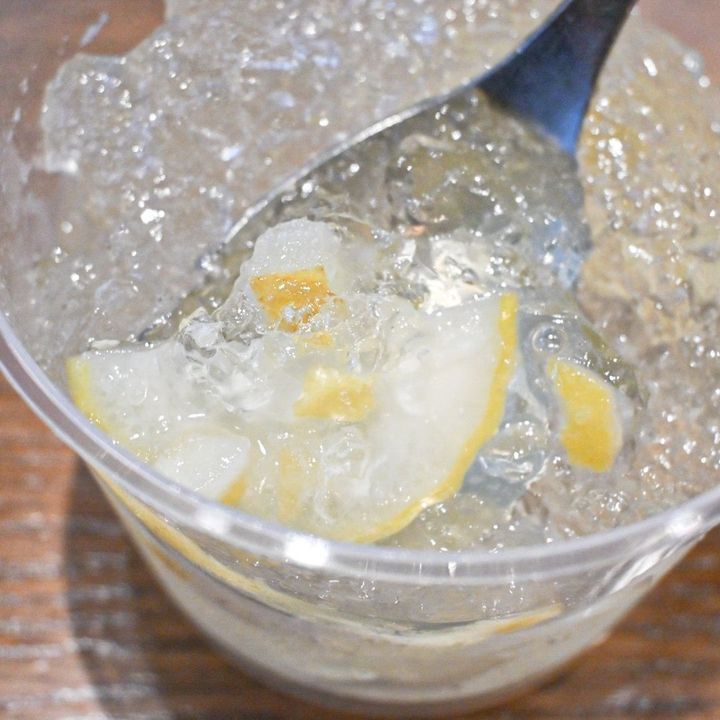 食感が楽しい！レモンを存分に楽しむ贅沢ゼリー