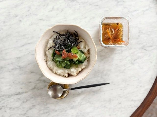 切り干し大根のはりはり漬け、けんちん菜・梅・塩昆布の中華粥