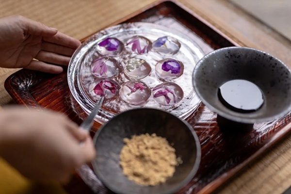 【京都府京都市】麓寿庵に、夏季限定「抹茶かき氷」＆「ほうじ茶かき氷」が登場！「華わらび」も