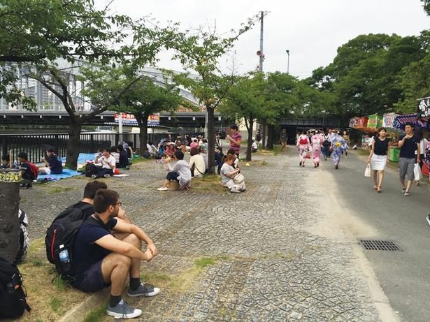 【実例ルート1】JR京橋駅、京阪京橋駅 会場までの道のりはストレスなし！人気の桜之宮公園南側から観覧しよう