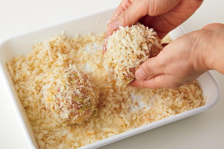衣をつける